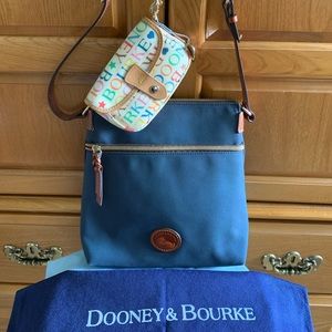 DOONEY AND BOURKE CROSSBODY AND VINTAGE WRISTLET~BACK TO SCHOOL SALE!!!